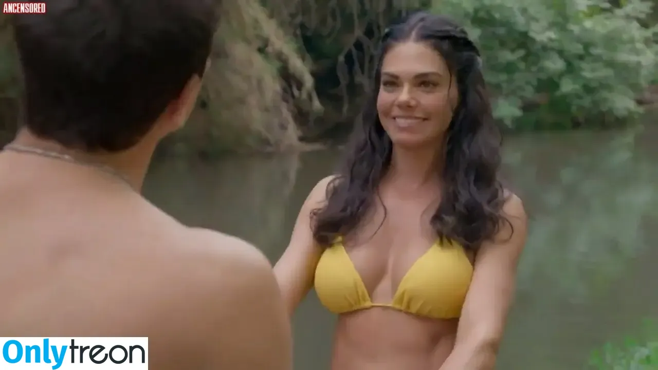 Livia Brito голая photo #0170 (liviabritopes)