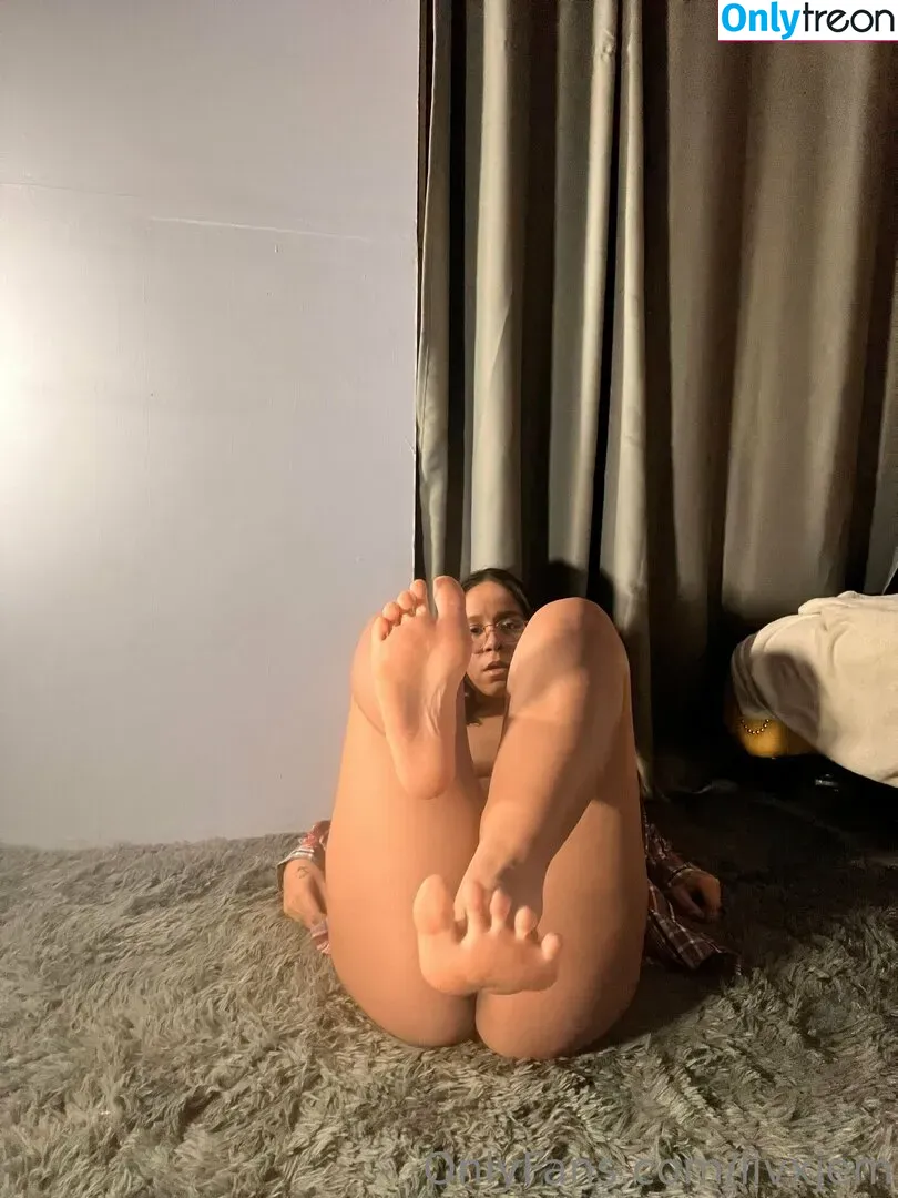 livxjem nude photo #0054 (treat.dao)