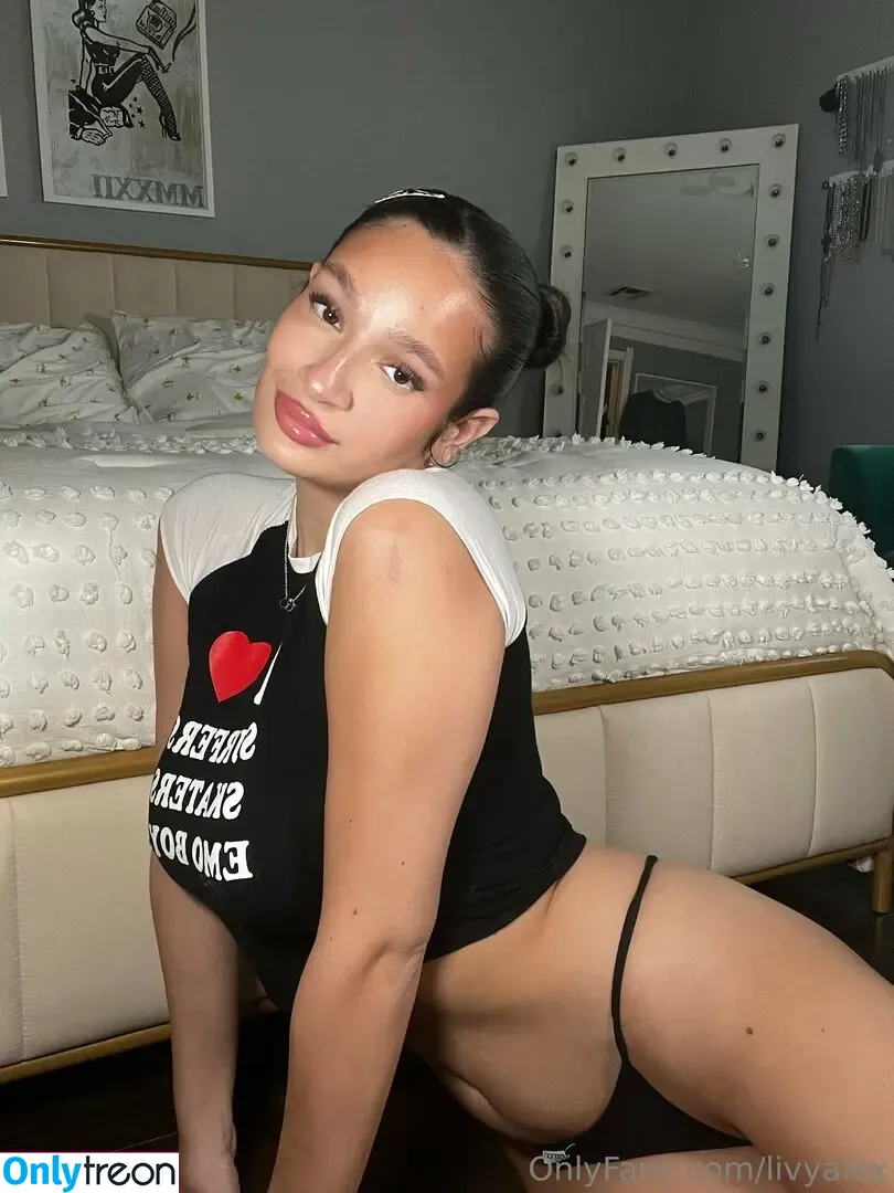 LivyAlex nude photo #0088 (liivyalex)