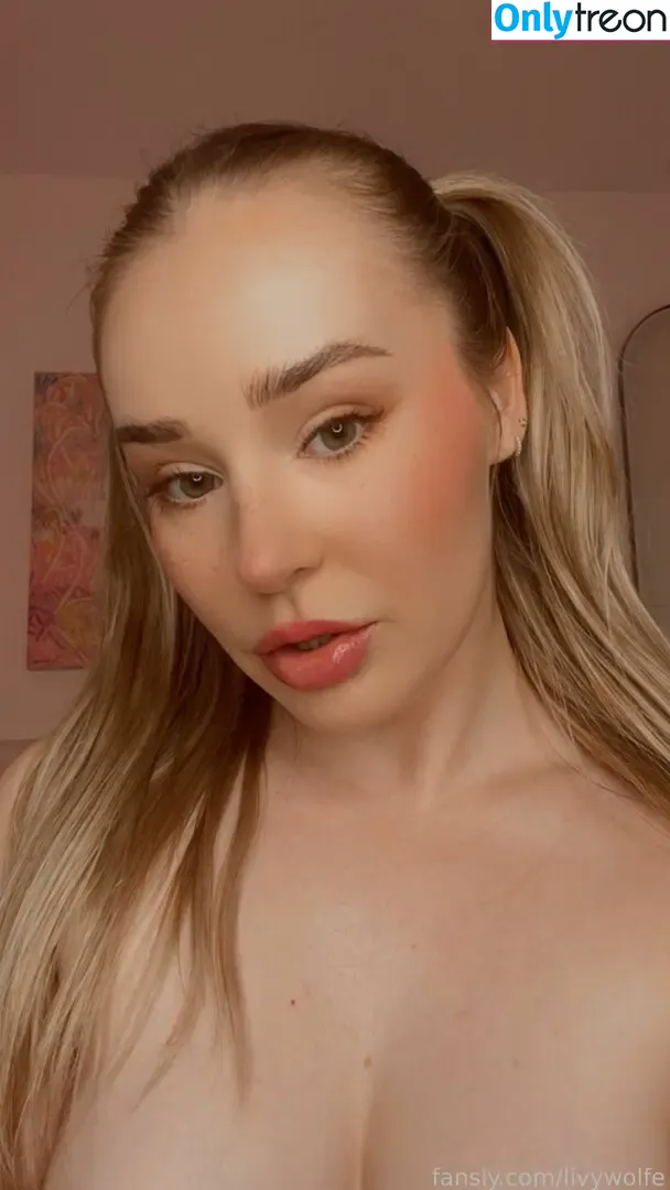 livywolfe nude photo #0008 (officialivywolfe)