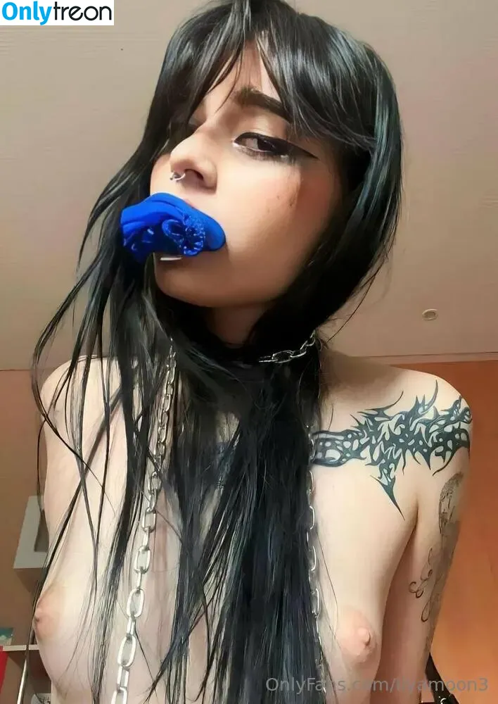 liyamoon3 nude photo #0138 (liyamoon3)