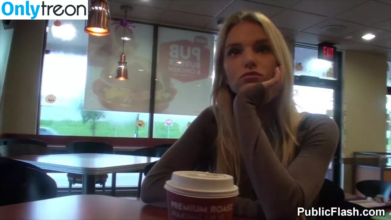 Liz Ashley nude photo #0111 (thelizashley / themodelizashley)