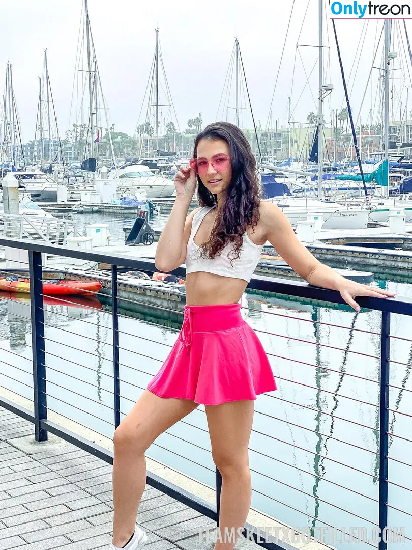 Liz Jordan голая photo #0008 (lizjordanxxx / notlizjordan / thelizziejordan)