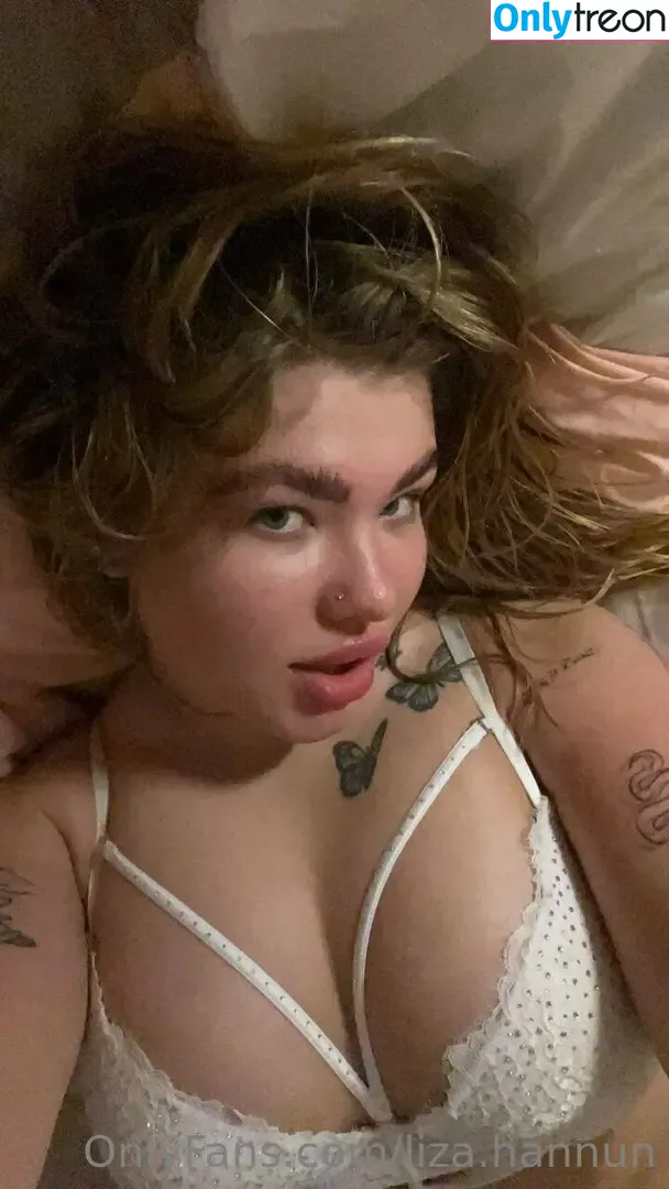 liza.hannun nude photo #0021 (lizziehannum)