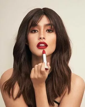 Liza Soberano / lizasoberano nude photo #0045