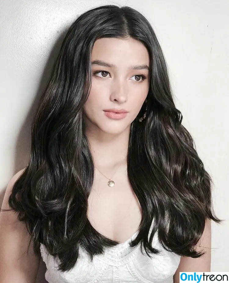 Liza Soberano nude photo #0010 (lizasoberano)