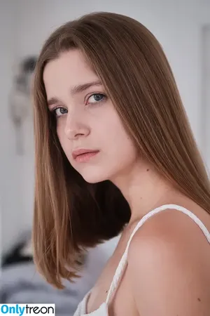 Liza Voroncova / LisaVoroncova / li.voroncova nude photo #0034