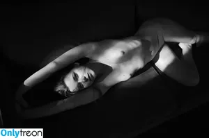 Liza Voroncova / LisaVoroncova / li.voroncova nude photo #0041