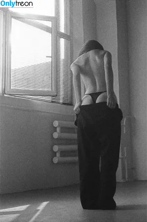 Liza Voroncova / LisaVoroncova / li.voroncova nude photo #0092