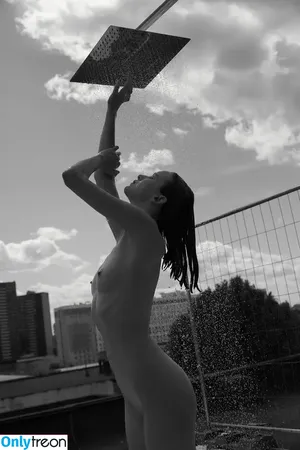 Liza Voroncova / LisaVoroncova / li.voroncova nude photo #0109