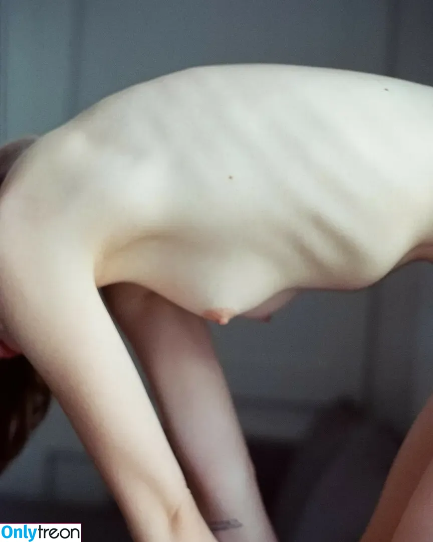 Liza Voroncova nude photo #0071 (LisaVoroncova / li.voroncova)