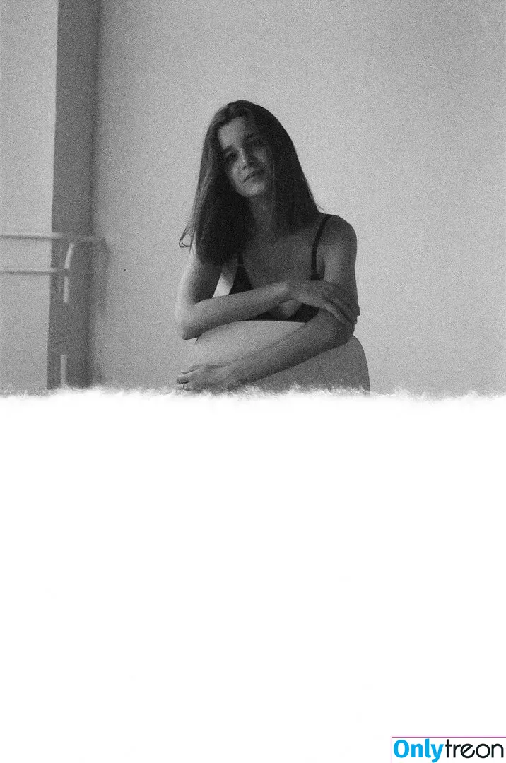 Liza Voroncova nude photo #0105 (LisaVoroncova / li.voroncova)