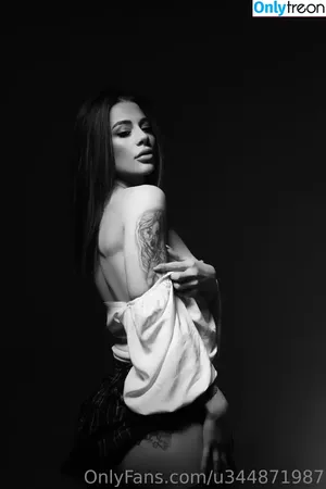 lizagold / lizagoldnyc nude photo #0001