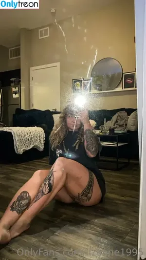 lizanne1995 / lizlovelift_ nude photo #0088