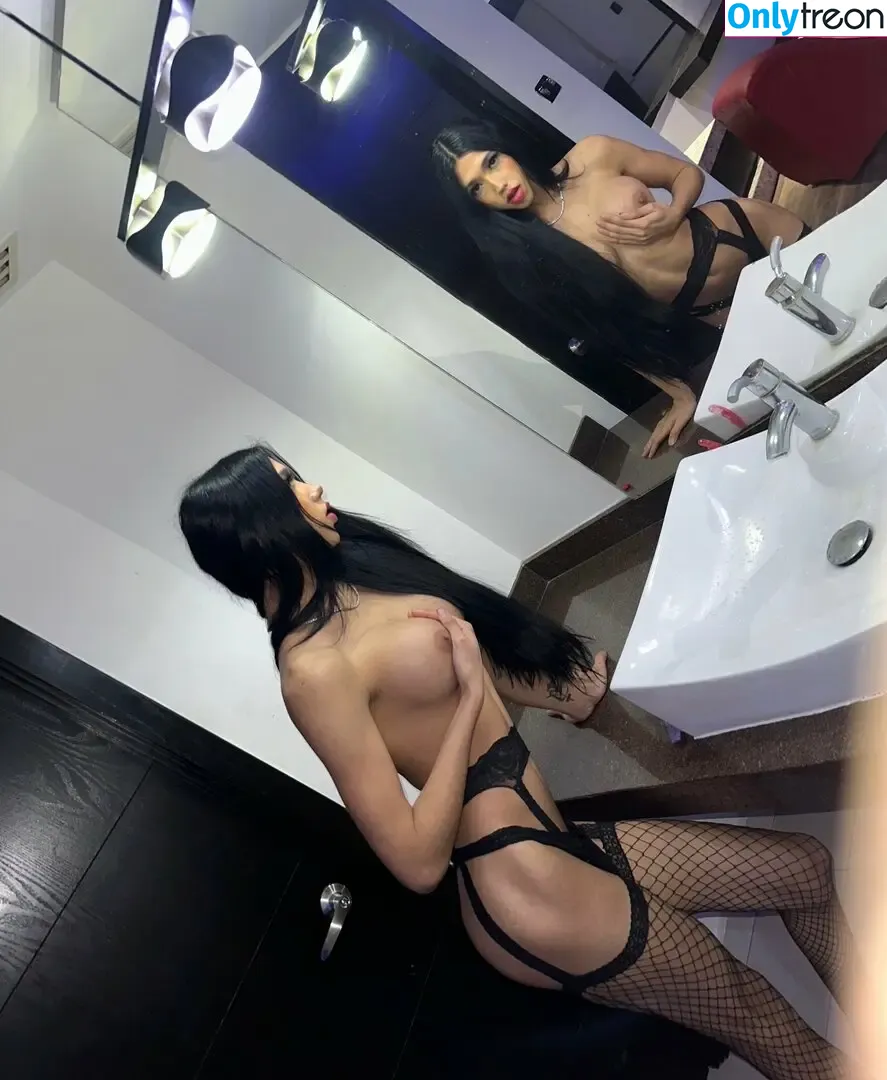 Lizarely Jordan nude photo #0017 (lizarelyjordan1 / lizarelyjordan_18)