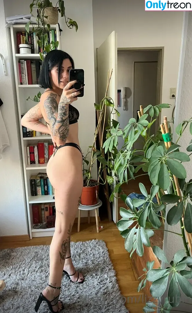 Lizyrubinspicy голая photo #0239 (lizzyrubin)