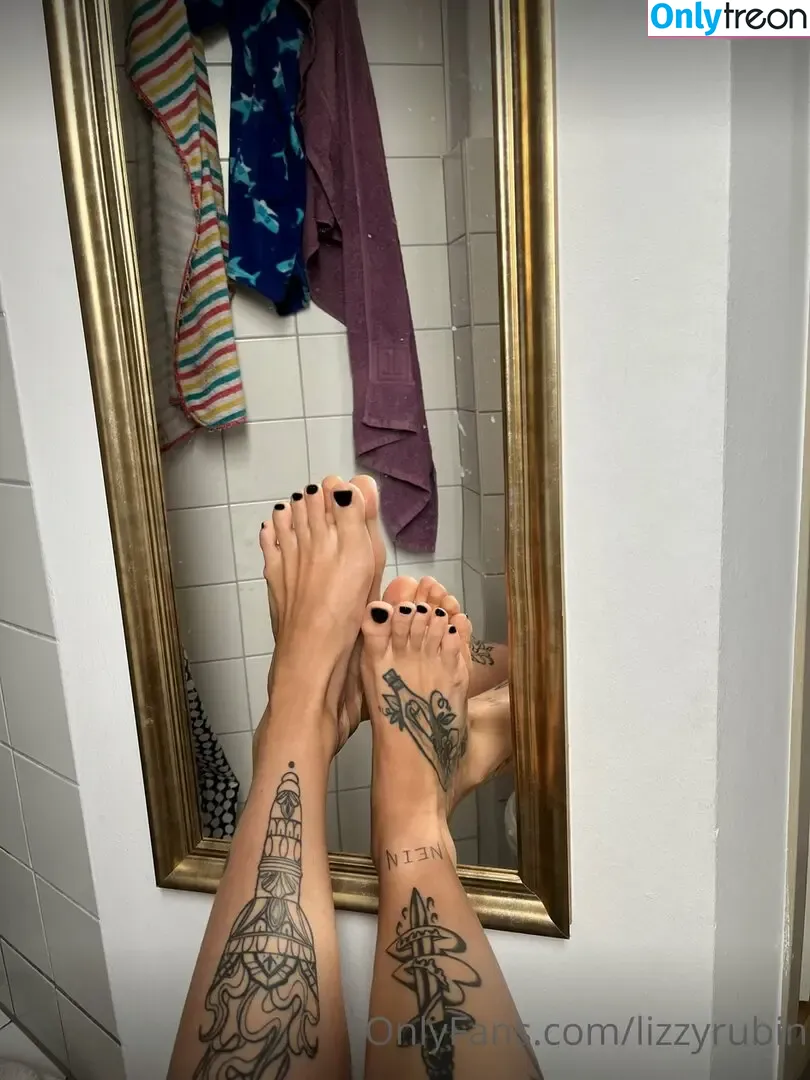 Lizyrubinspicy голая photo #0250 (lizzyrubin)