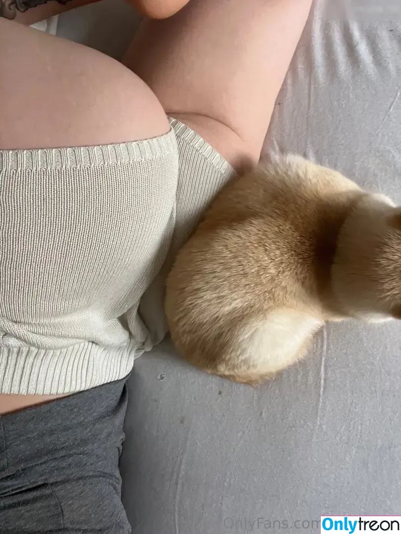 Lizyrubinspicy голая photo #0312 (lizzyrubin)