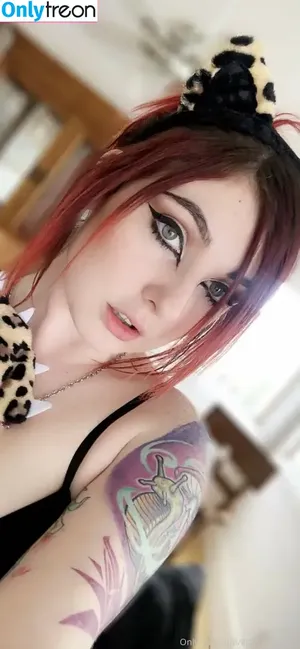 Lizzi Blake / BlakeLizzi / LizziBlakeCams nude photo #1244
