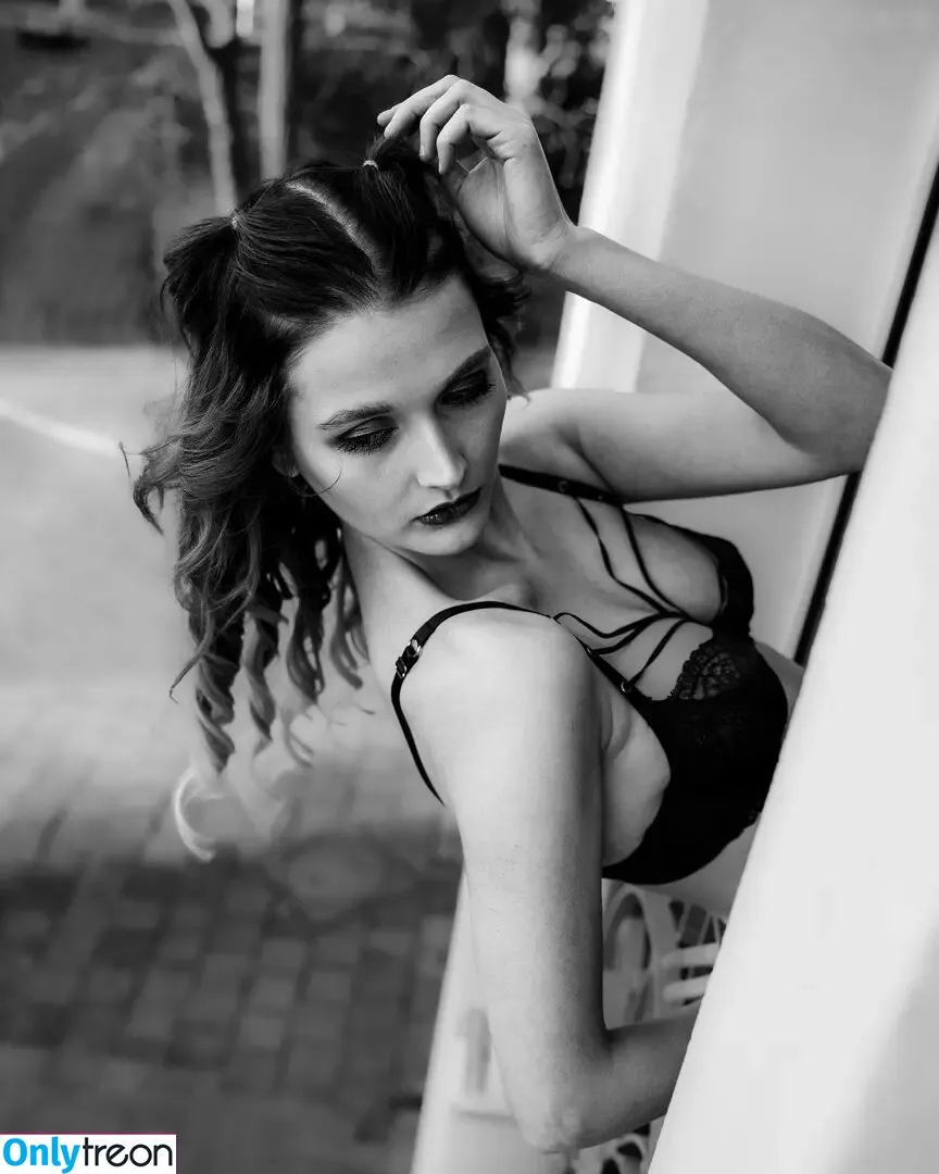 _lizzmarey_ nude photo #0070 (_lizzmarey_)