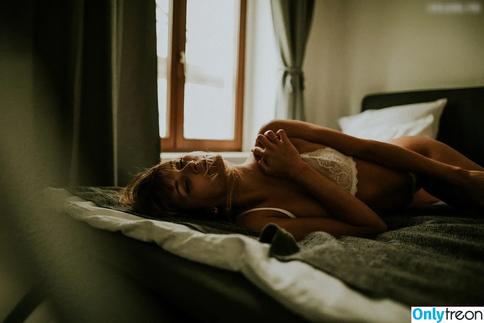 _lizzmarey_ nude photo #0092 (_lizzmarey_)