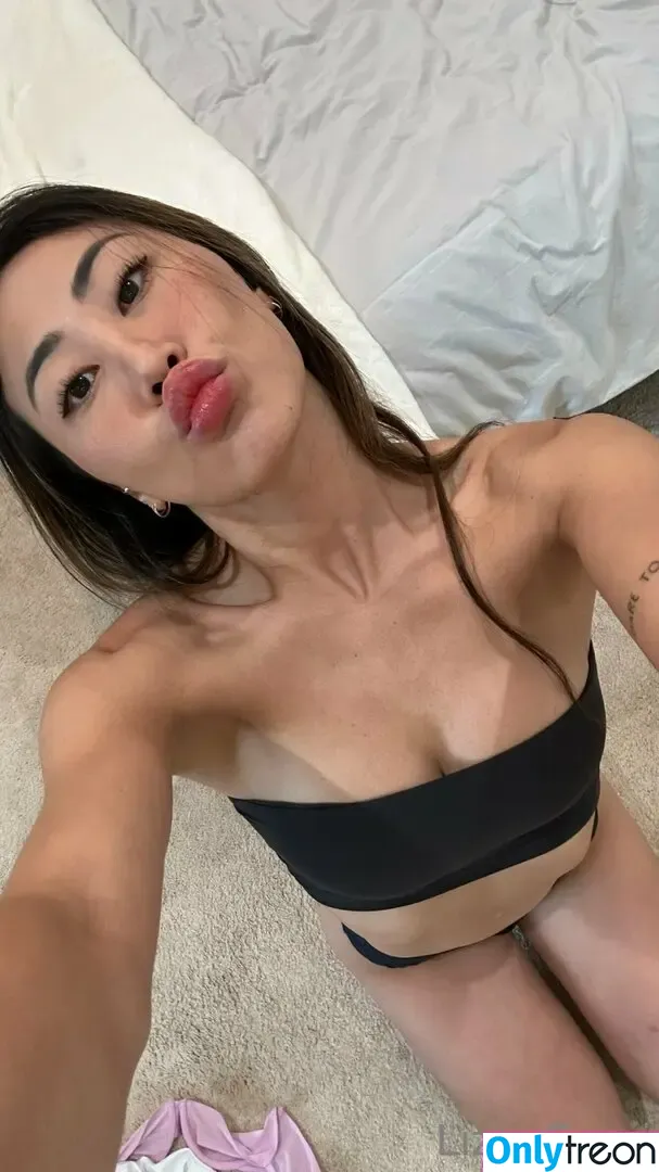 Lizzy Capri nude photo #0063 (lizzycapri)