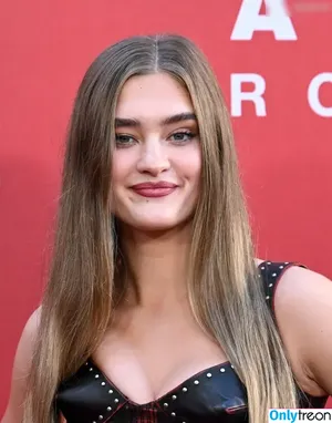 Lizzy Greene / Elizabeth Greene / LizzyGreeneOF / lizzy_greene nude photo #0054