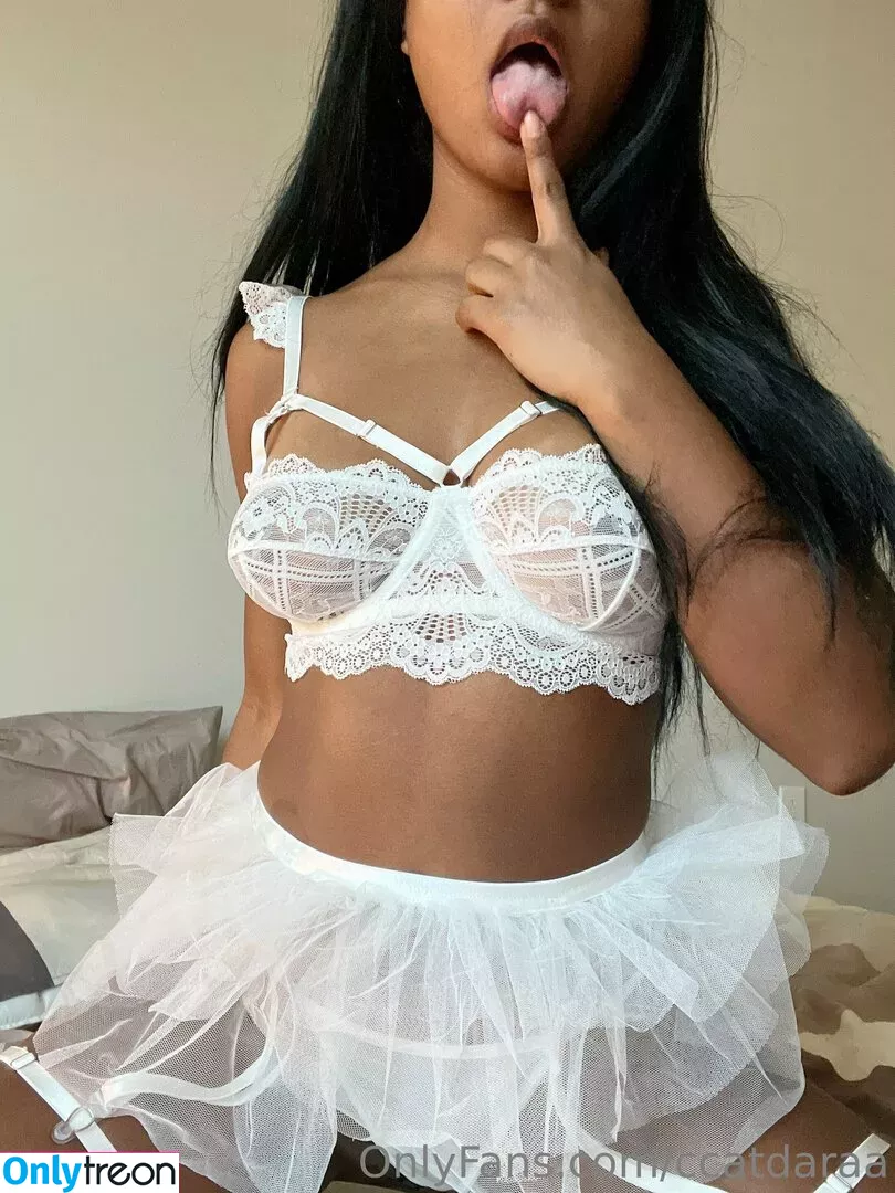 llalalinaa nude photo #0085 (llalaina)