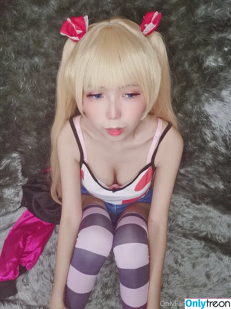 lmusicl nude photo #0024 (mewjiic_cos)