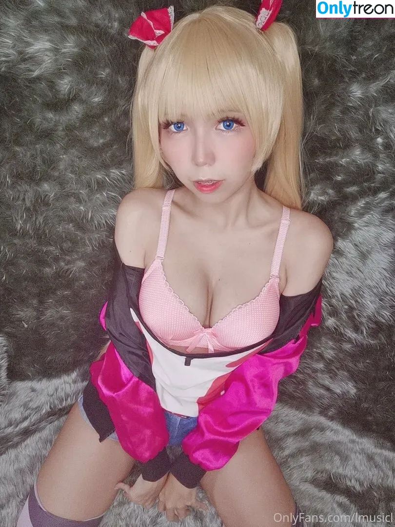 lmusicl nude photo #0030 (mewjiic_cos)