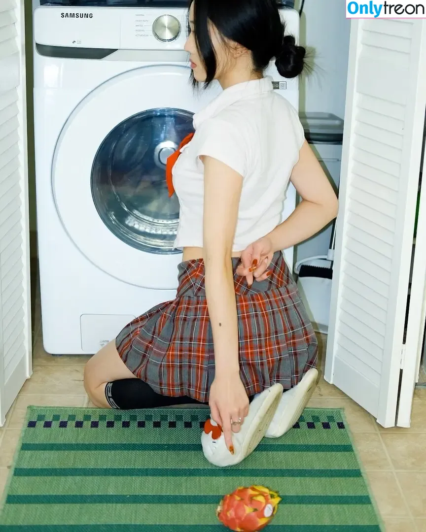 Lo3tus nude photo #0050 (lo3tus_ / lottus.t)