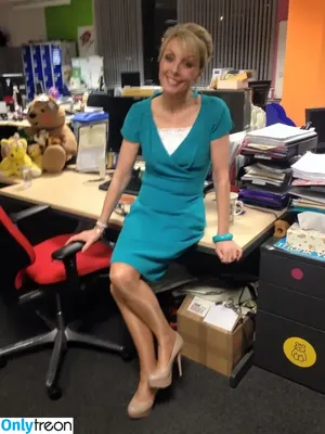 Local TV Presenters / Weather Girls / thelauraschweizer nude photo #0487