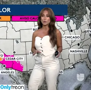Local TV Presenters / Weather Girls / thelauraschweizer nude photo #0652