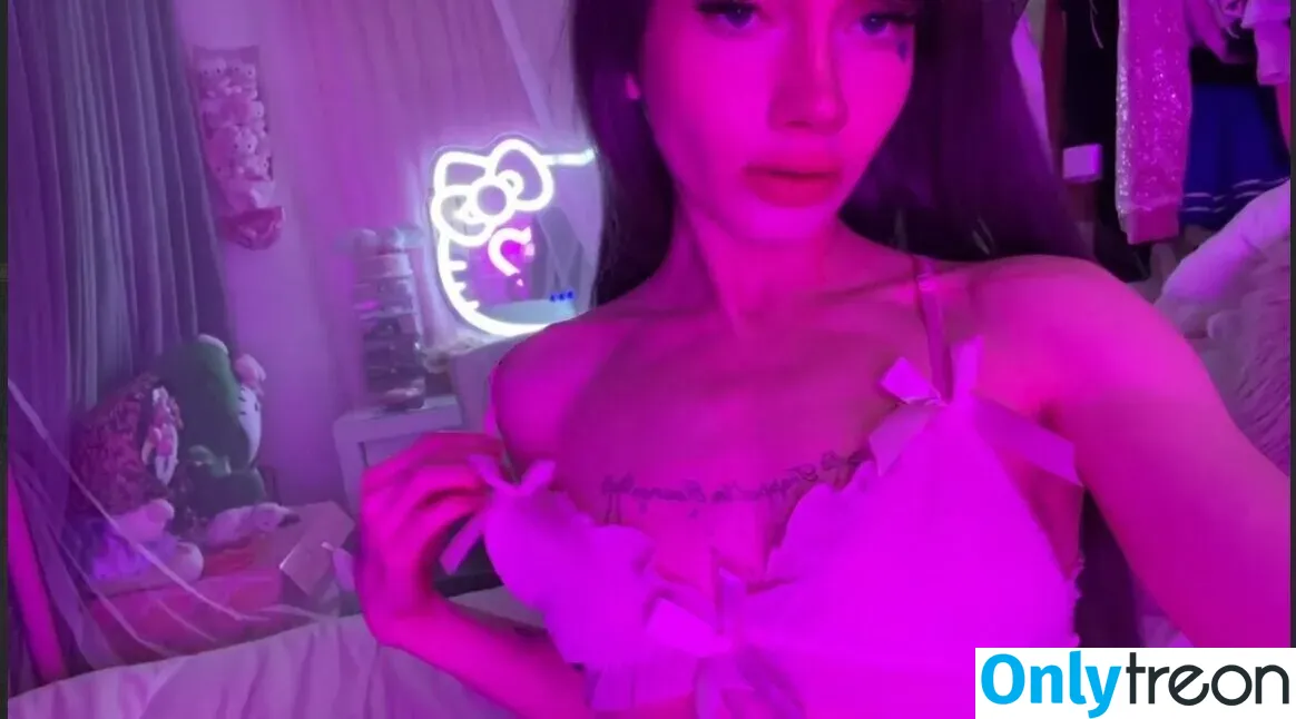 lokiloti nude photo #0097 (lokiloti)