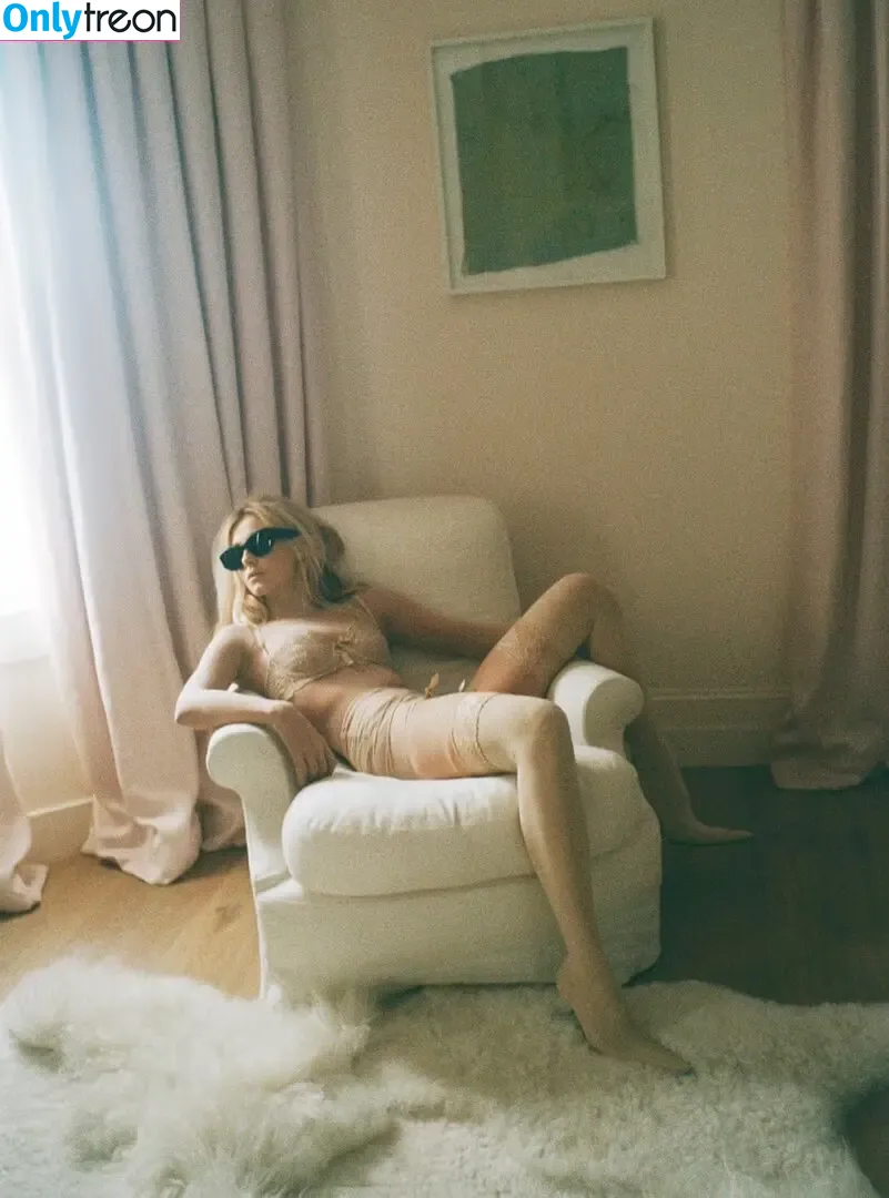 Lola Bute nude photo #0073 (lolabutee)