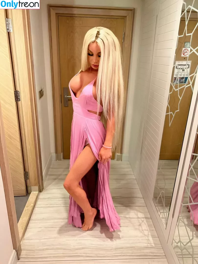 Lola Christina голая photo #0023 (lolachristina / tslolabritish)
