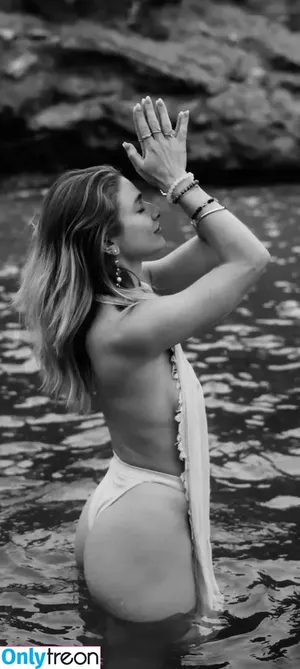 Lola Weippert / lolaweippert nude photo #1311