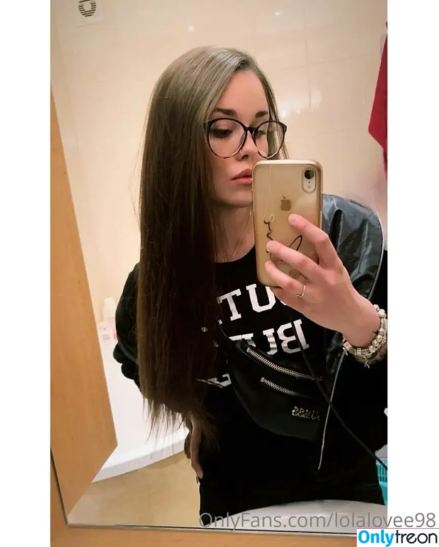 lolaamor98 голая photo #0006 (lolama_98)