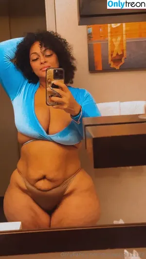 lolabooty111122 / iam.rosehips фото голая #0111