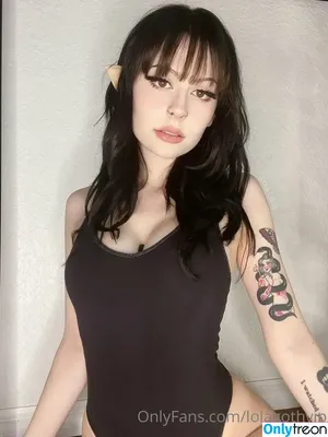 Lolaknivesxz / lola.blades / lolagoth / lolaminavip nude photo #0079
