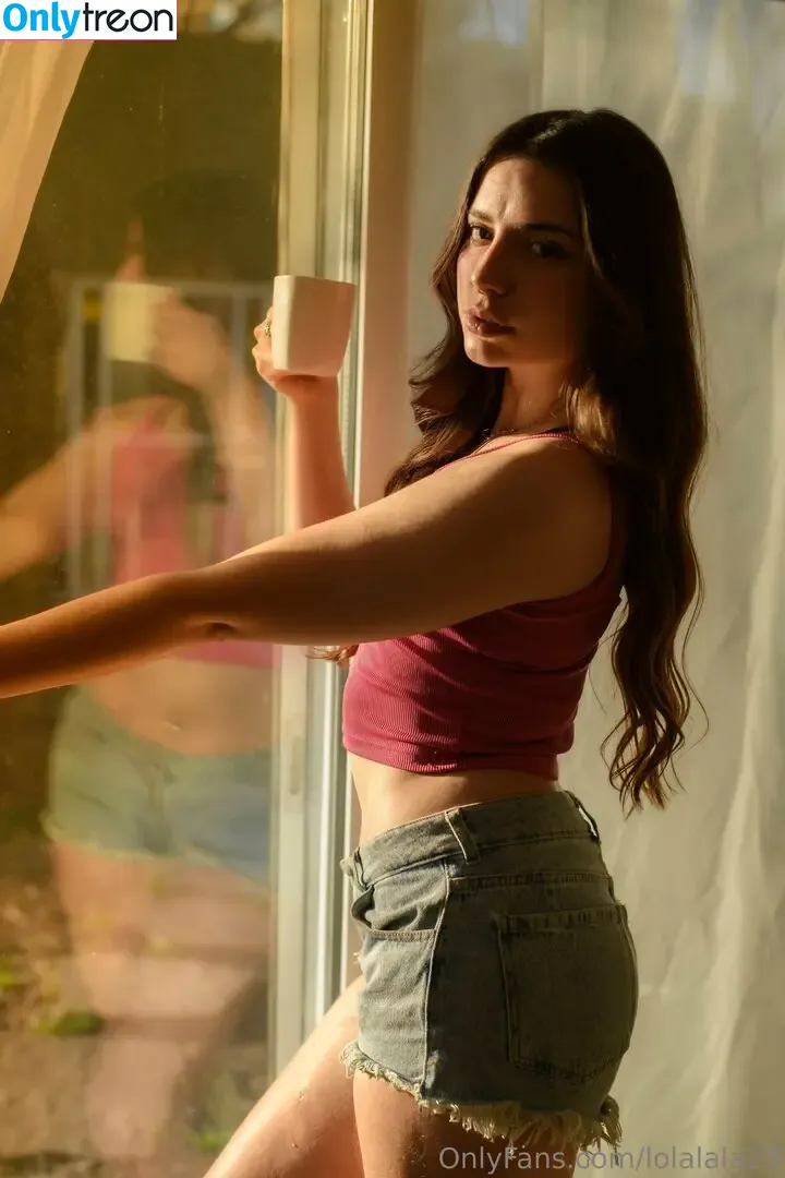 lolalala23 голая photo #0811 (lolala23)