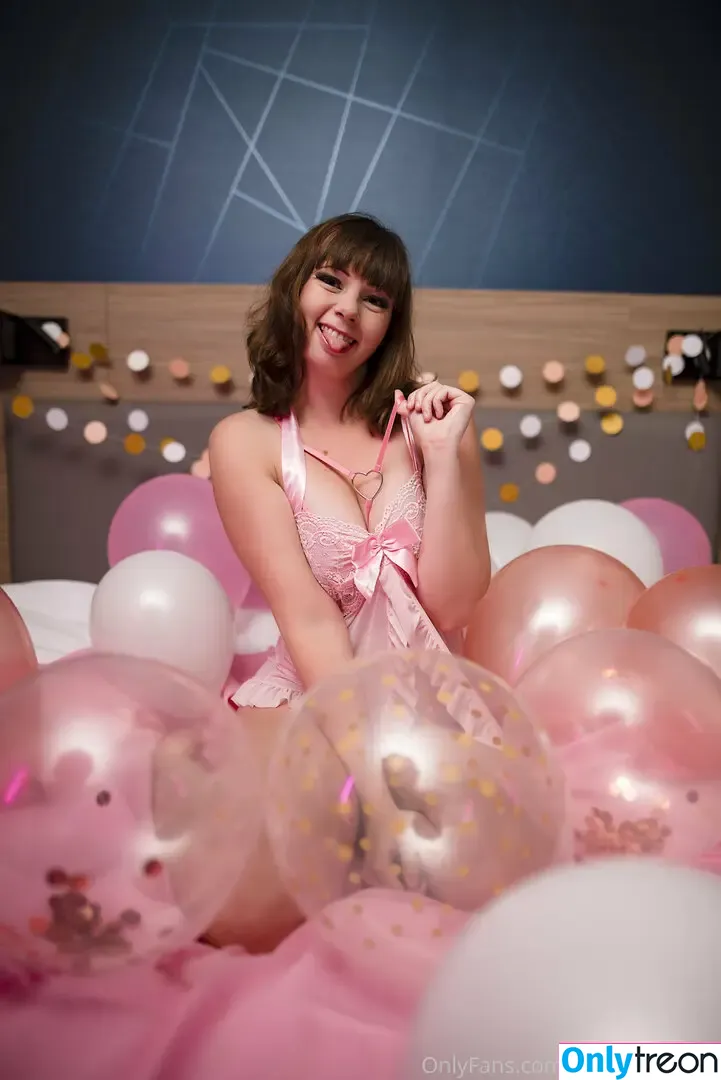 lollipopheidi13 nude photo #0058 (lollipopheidi13)
