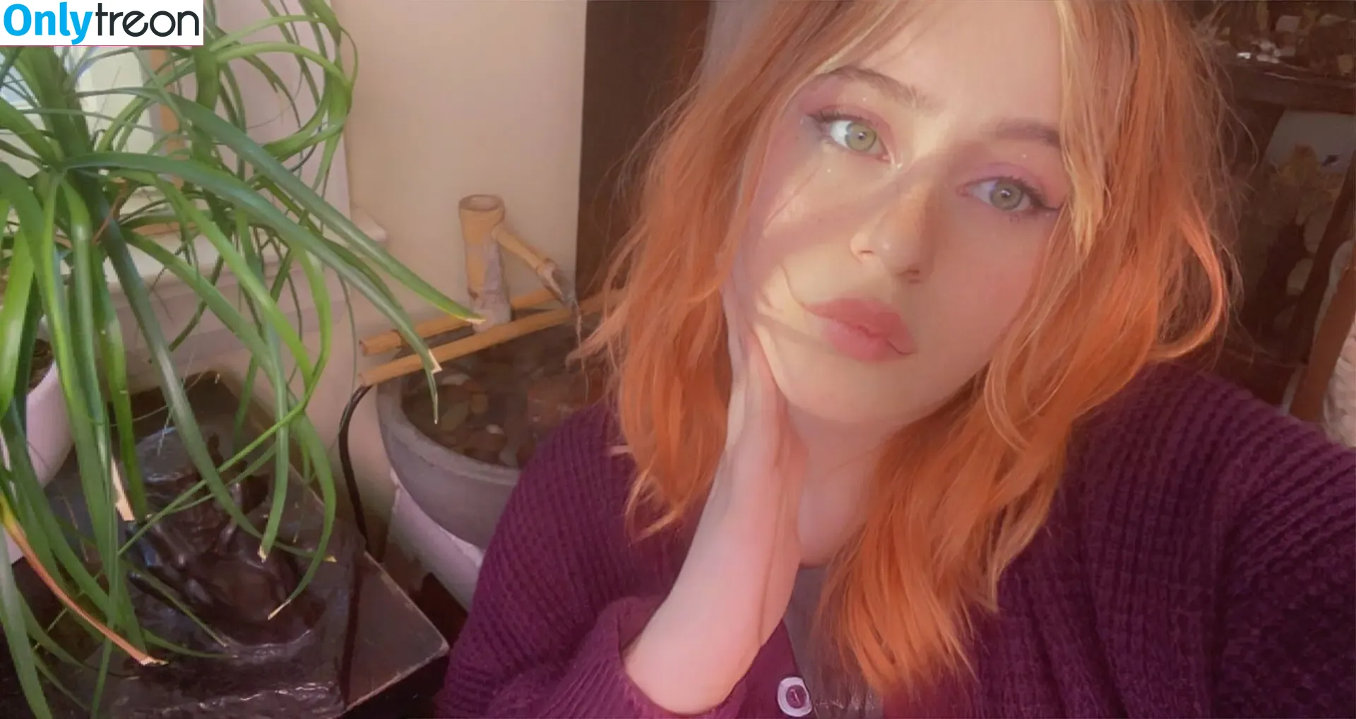 LoLotus nude photo #0011 (LewdLolo / lolotusvt / lotusxxx_)