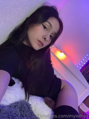 Lomy Asmr / lumaasmr / mylomyx nude photo #0033