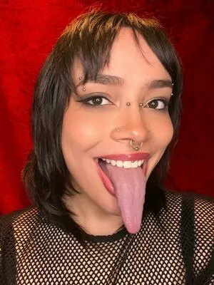 Long Tongue Fetish / _longtonguelewis / diqueentongue / longtonguelewis фото голая #0337