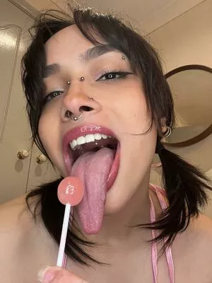 Long Tongue Fetish / _longtonguelewis / diqueentongue / longtonguelewis фото голая #0340