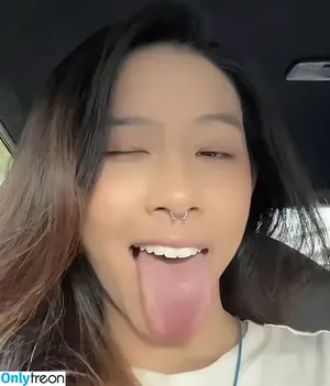 Long Tongue Fetish / _longtonguelewis / diqueentongue / longtonguelewis фото голая #0420