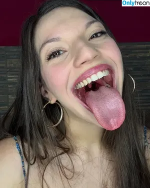 Long Tongue Fetish / _longtonguelewis / diqueentongue / longtonguelewis фото голая #0427
