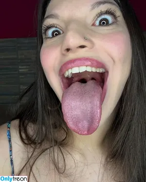 Long Tongue Fetish / _longtonguelewis / diqueentongue / longtonguelewis фото голая #0431