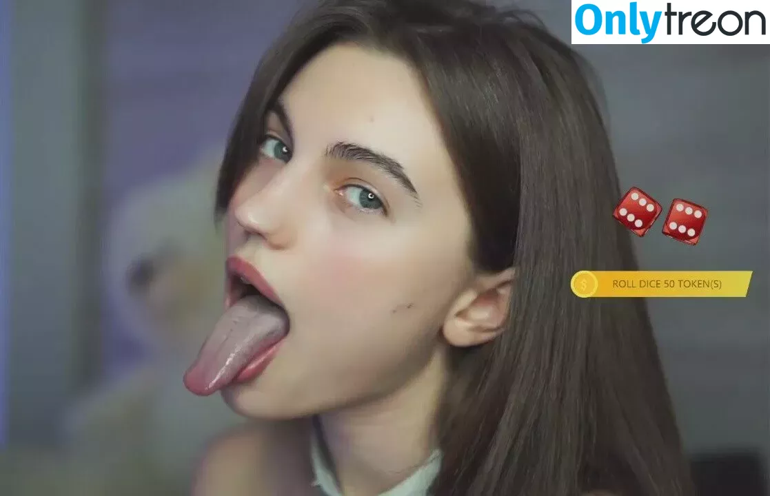 Long Tongue Fetish nude photo #0265 (_longtonguelewis / diqueentongue / longtonguelewis)